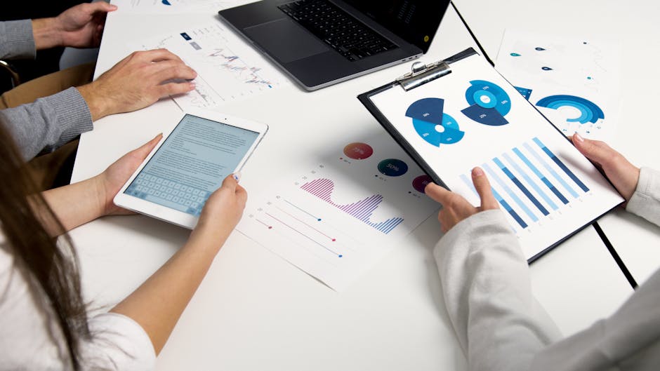 Utilizing Data for Sourcing Risk Insights